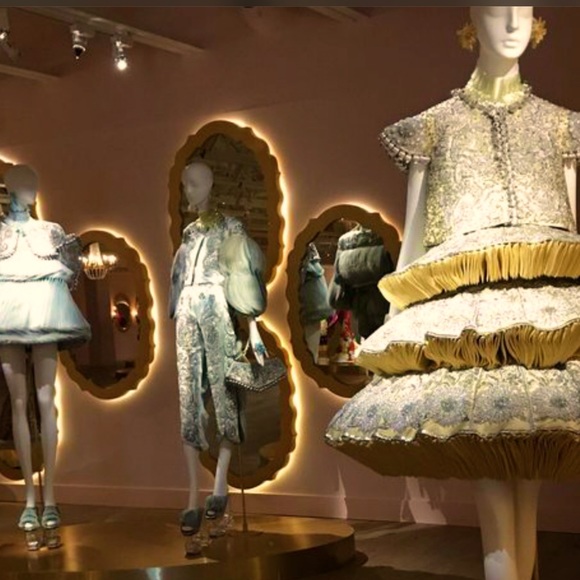 Meet your Posher, Stevie - Picture 1 of 1